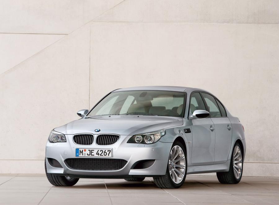  BMW M5 (E60) 2004 года  (WW) (фото 71 из 98)
